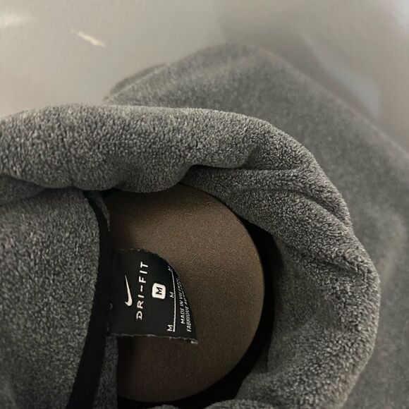 Nike Gray DriFit Women's Medium Thick Turtleneck Sweatshirt - Picture 5 of 5